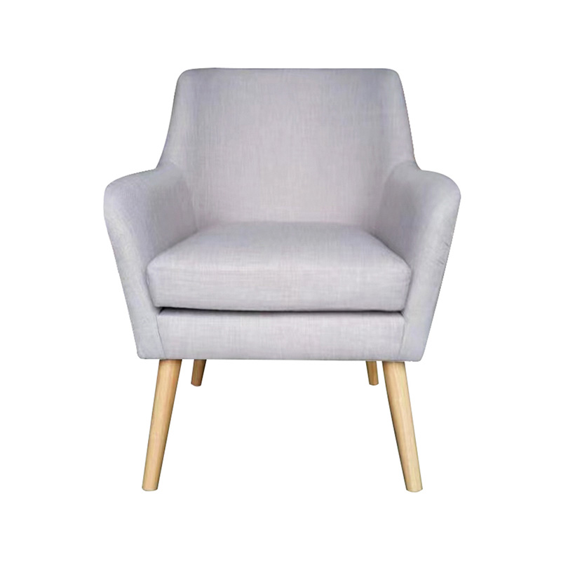 Accent chair with sturdy wooden legs